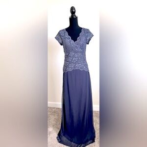 NWOT ONYX Nite maxi dress size 6